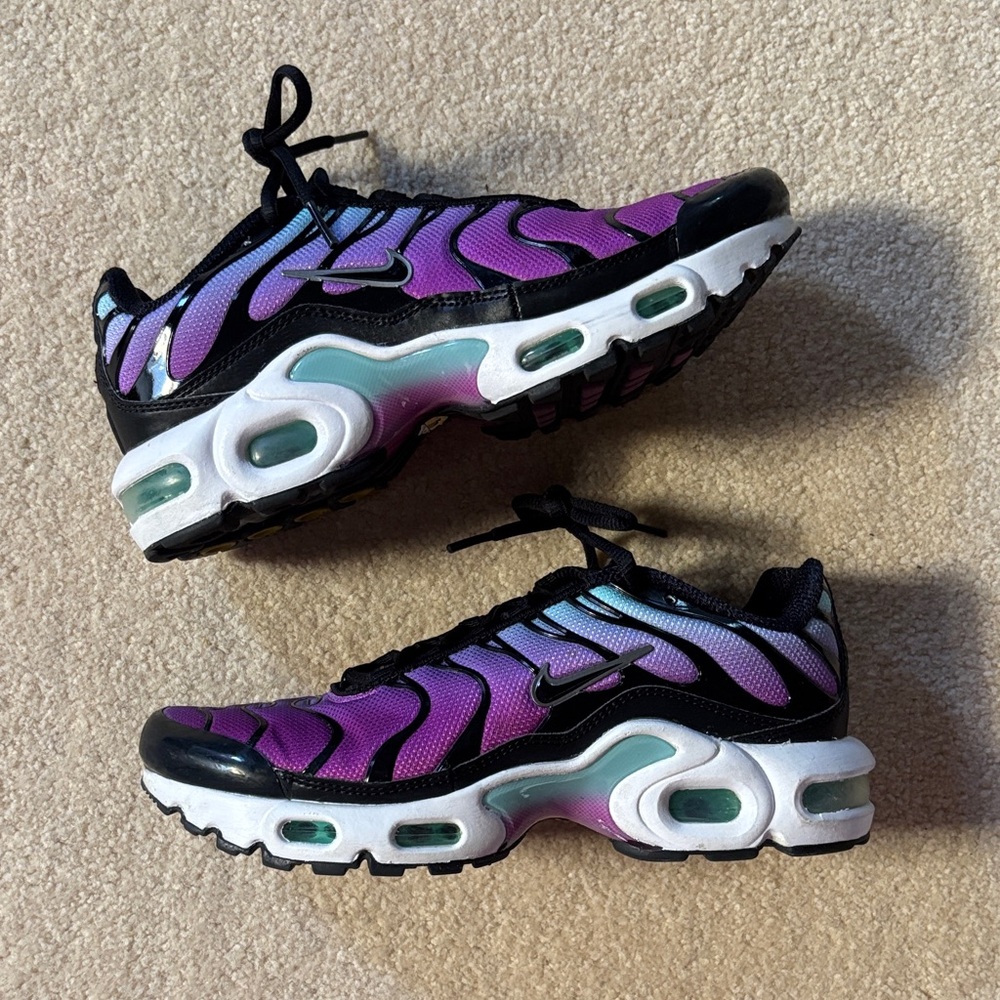 Nike Air Max Plus GS - Aurora Green/Hyper Violet/Black sneakers